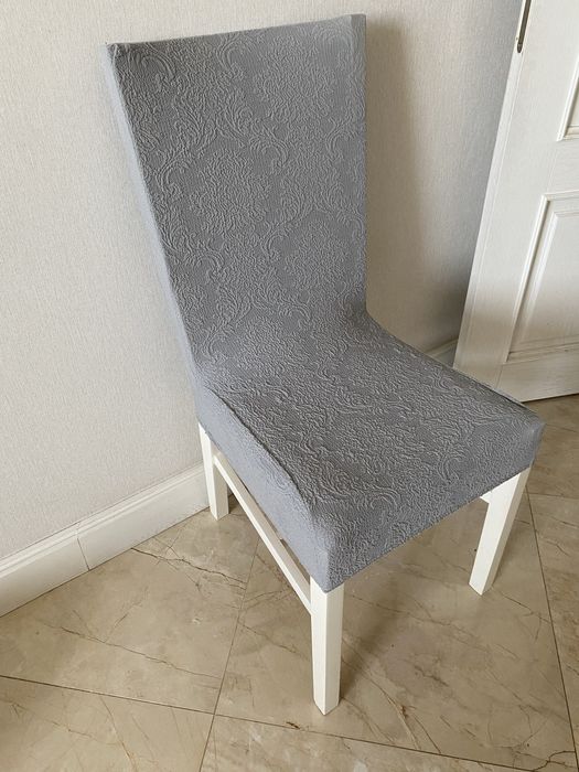 Стульчики деревянные и Стол с ним