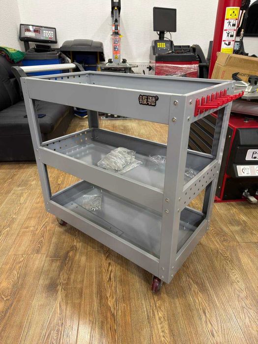 Инструментальная тележка AUTO TOOLS (3-ярусная)