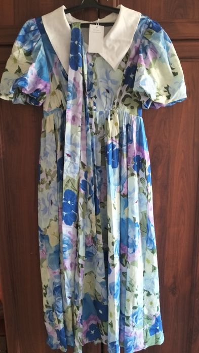 Нарядные платья, состояние новое