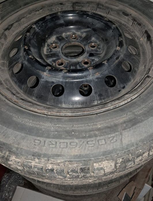 Диски  с  шинами   тоёта