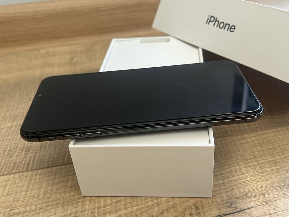 iPhone XS Max, 256GB, Space Gray като нов