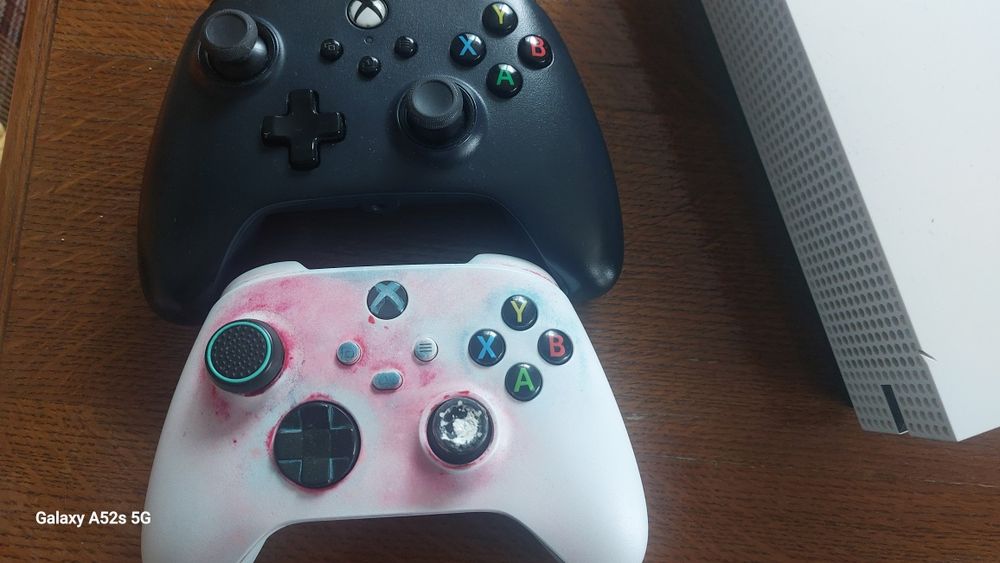 Xbox one s +9 jocuri