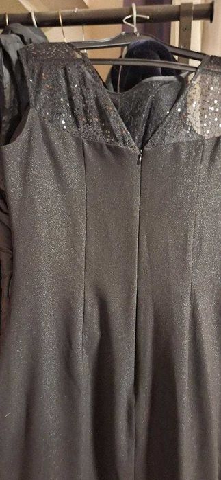 rochie de ocazie , neagra, decenta , 44-46 (M-L) ,stofa si voal 130lei