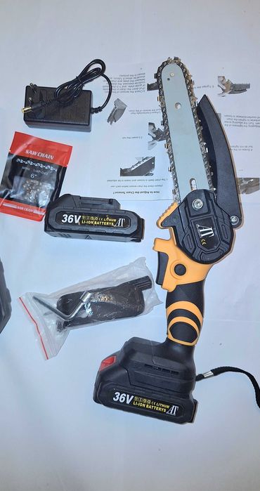 Drujba electrica pe acumulatori cu trusa NOUA SIGILATA Puternica