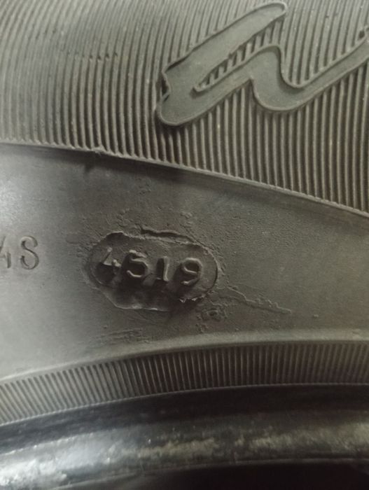 Продам два колеса б/у