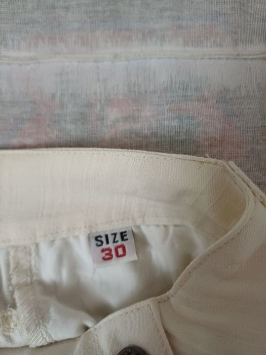 Продается  бежевый брюк