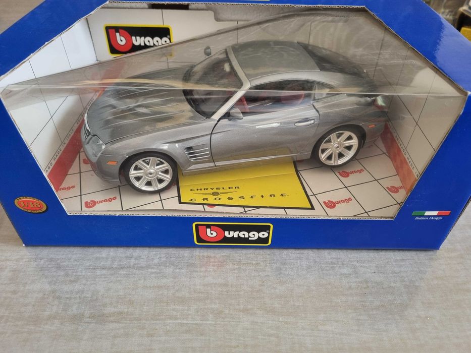 Vand minimodele Mercedes si Chrysler