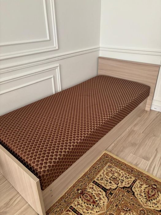 Продам 1 спальную кровать