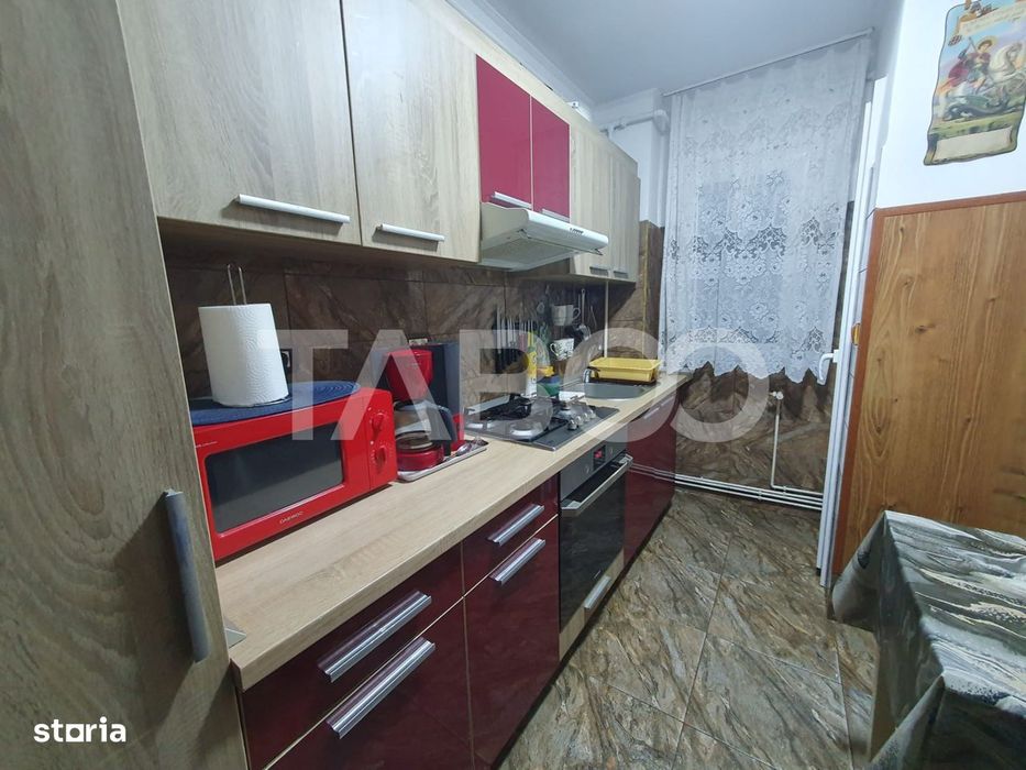 Apartament semidecomandat 2 camere parter 45 mpu Zona Tudor