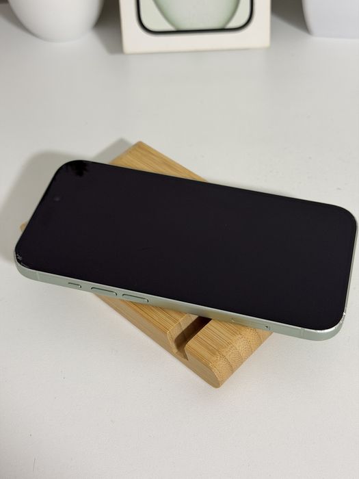 Iphone 15 spart fullbox 81%