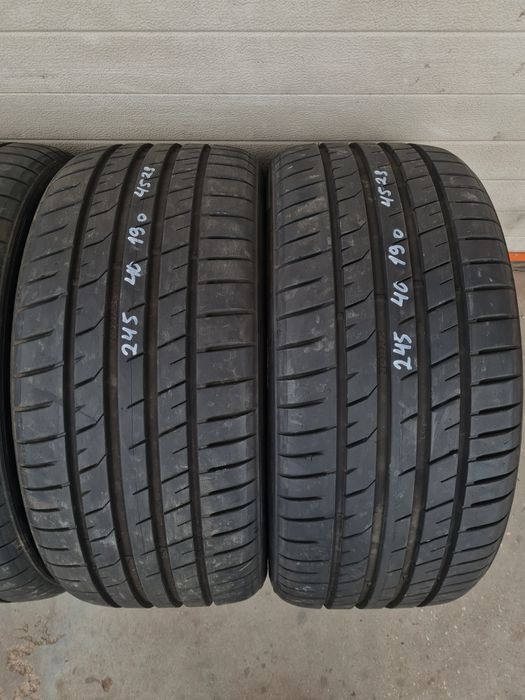 Летни гуми 4 броя SYRON PremiumPerformance 245 40 R19 дот 4523