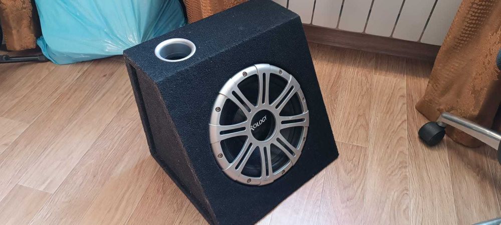 Сабвуфер в машину б\у