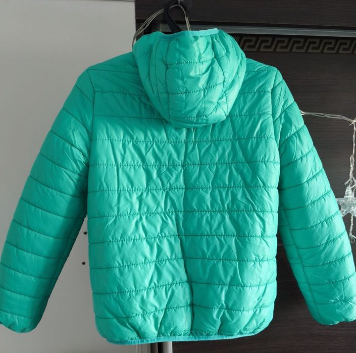 Продам осенне-весенняя куртка