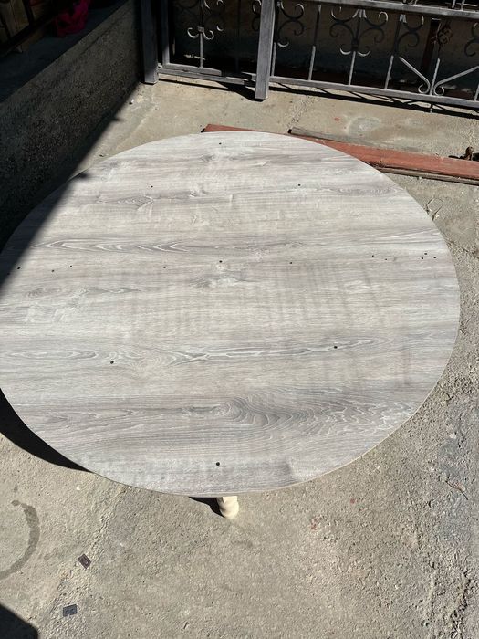 Дөңгелек жер стол 140 см