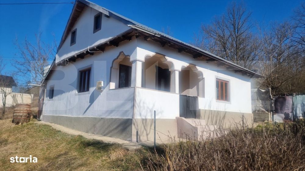 Casa renovata plus teren 2000 mp ,VARBILA