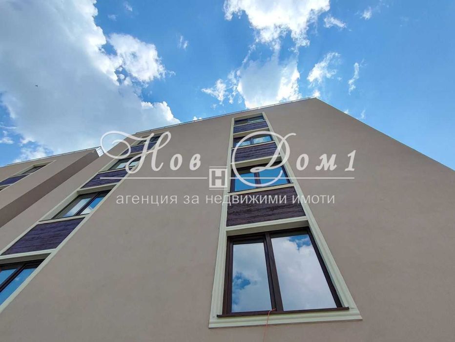 Продава се Тристаен апартамент в Варна, Кайсиева градина - 73 кв.м за 1917 €/кв.м - Снимка #12