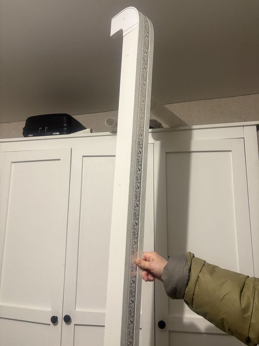 Продам карниз для штор новый