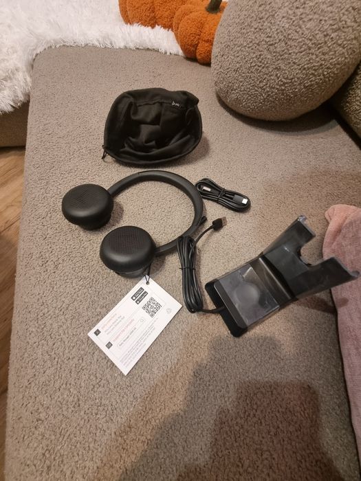 Căști profesionale HP Poly Voyager 4300 UC – NOI, Bluetooth, cu accesorii
