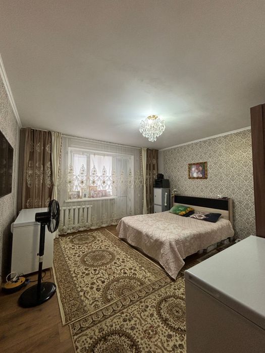 Продам 5 комнатную квартиру