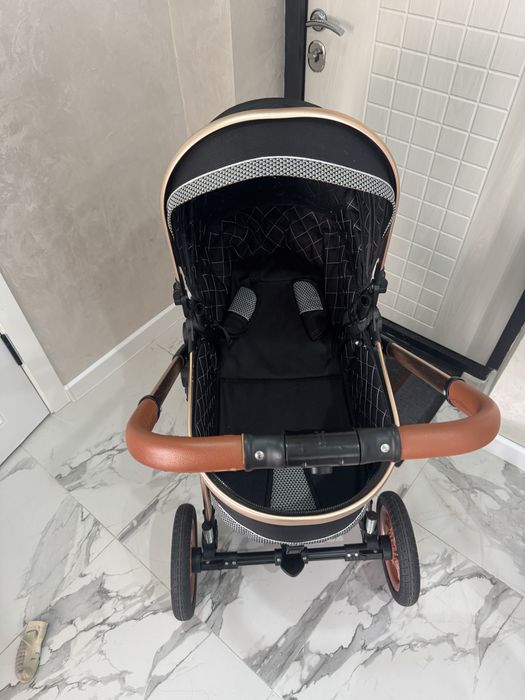 Коляска в хорошем состоянии