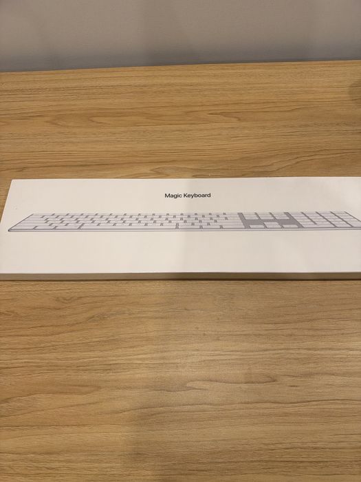 Apple Magic Keyboard Numeric Keypad Bluetooth pentru Mac – Nouă Sigilată