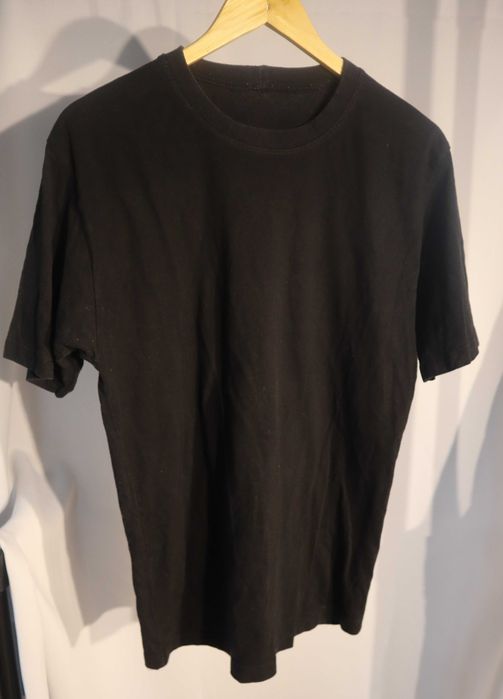 Черна мъжка тениска