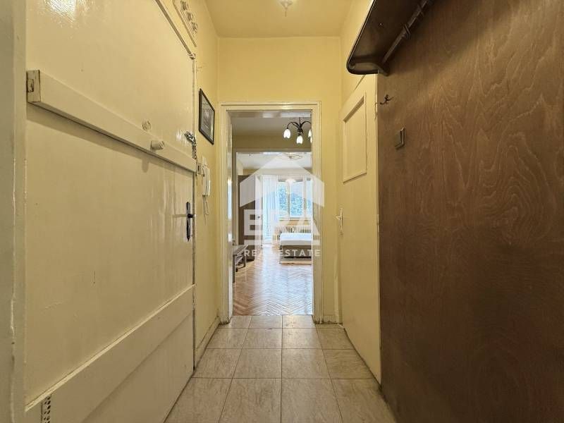 Продава се Двустаен апартамент в София, Център - 41 кв.м за 5488 €/кв.м - Снимка #6