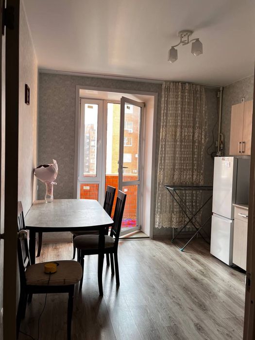 Ищу девушку на подселение