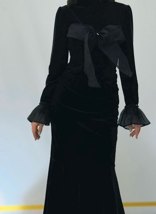 Көйлектер сатылады