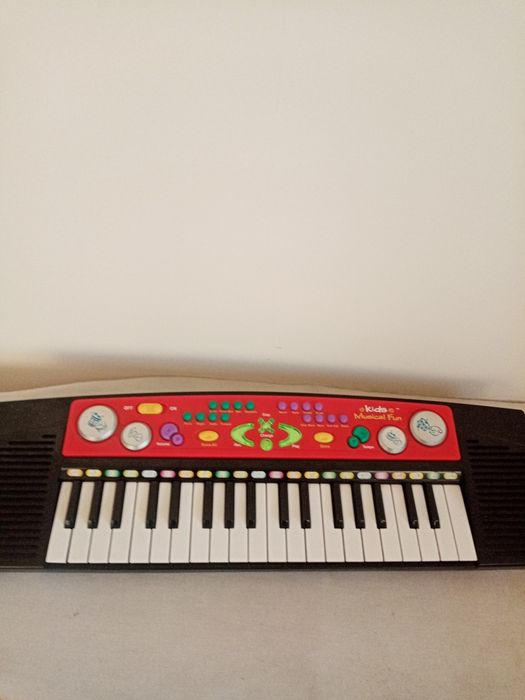 2 бр. Детски йоники.