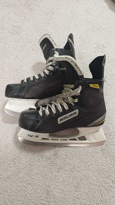 Хоккейные коньки Bauer Supreme Pro, размер 43