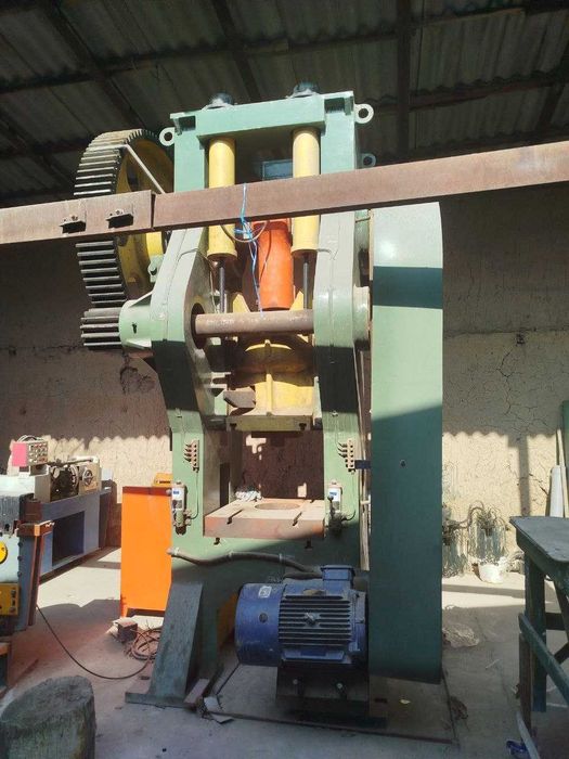 Продается или рассмотрим обмен на лазерный станок для метала!