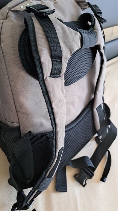 Ученическа раница Kirkens Bymisjon и Малка раничка Lol на Busquets