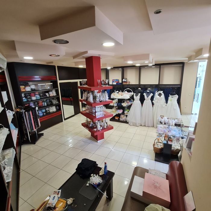 Дава се под наем Магазин в Благоевград, Идеален център - 94 кв.м за 918 € - Снимка #3