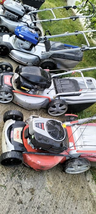 Mașini de tuns gazon