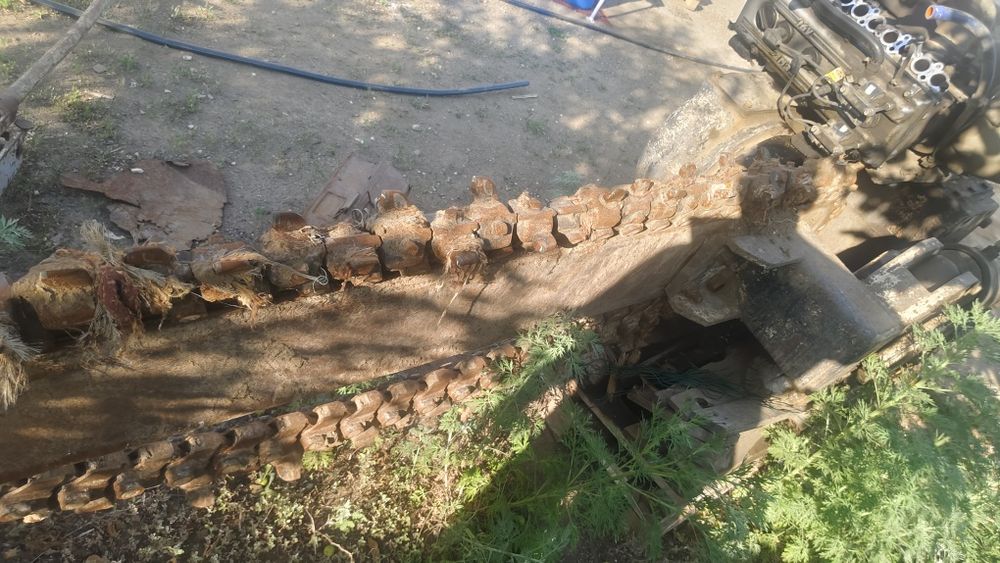 Продам траншеекопатель