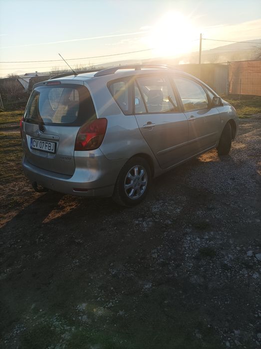 Vând Toyota Corolla Verso