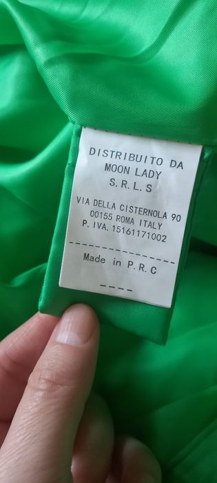 Vând  vestă  lunga mărimea S