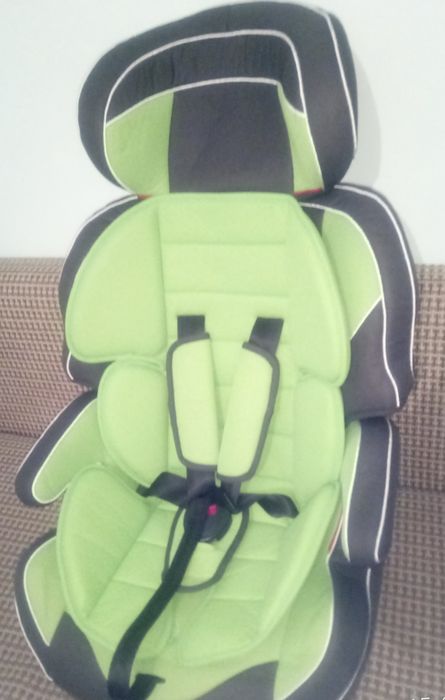 Детское автокресло