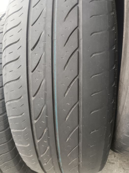 Продам комплект шин 175/65/R14