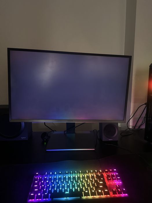 Monitor Samsung 32” UHD/4k, IPS, profesional-stare foarte buna