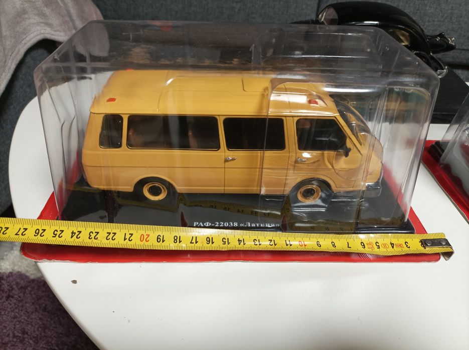 Модел метална количка ЗИС 110 и Латвия руски съветски