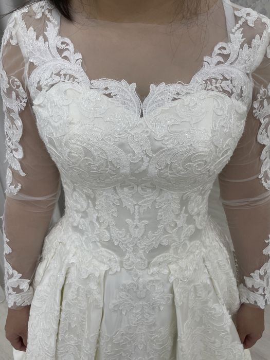 Свадебное платье