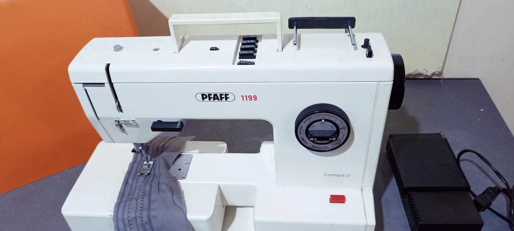 Masina de cusut electrica PFAFF 1199 semi industriala