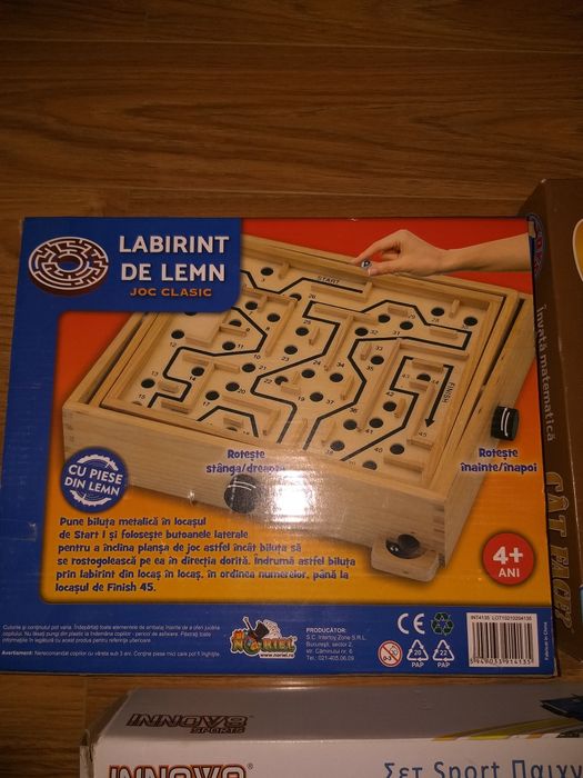 Labirint de lemn