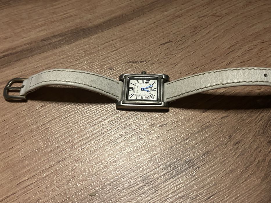 Часы Cartier Tank pre-owned