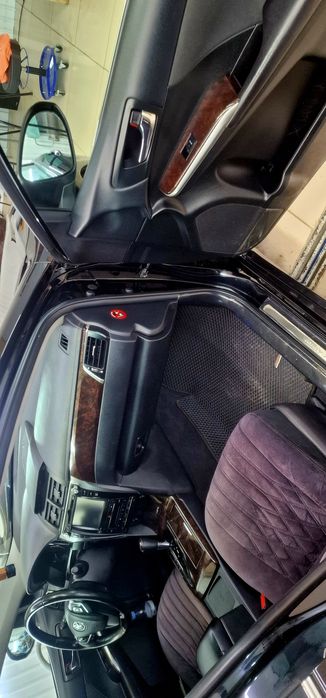 Продам камри 55 2015 в родном окрасе