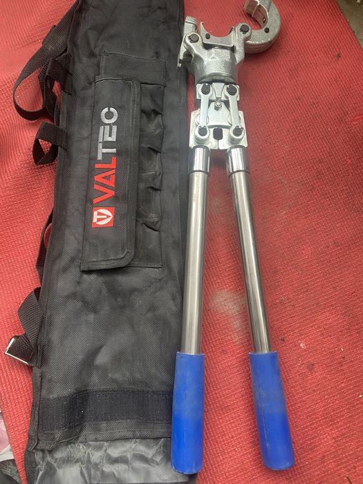 продаётся инструменты 2