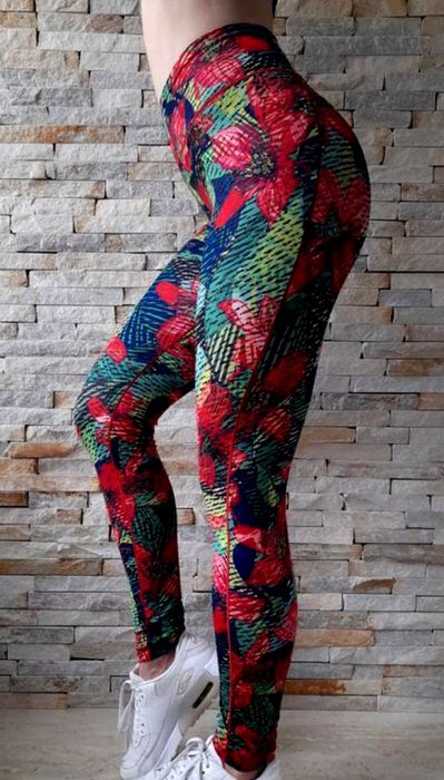 Adidas оригинален дамски клин Л размер нов