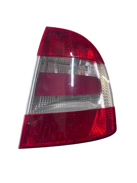 Lampa Spate / Stop Dreapta Spate Skoda Superb 3U4 Facelift 2001 -